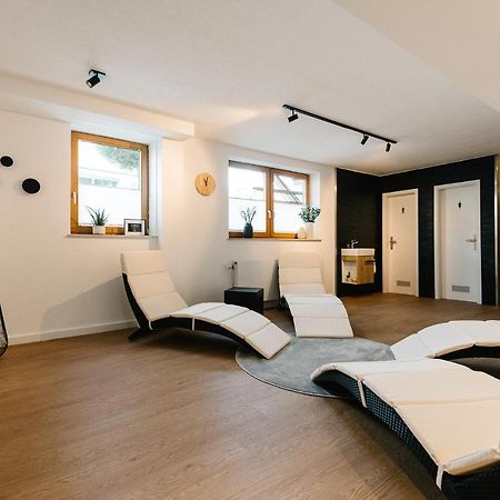 Apartamento Moderne 2 Zi.-Fewo Blackforest Art Naehe Freiburg Simonswald Exterior foto