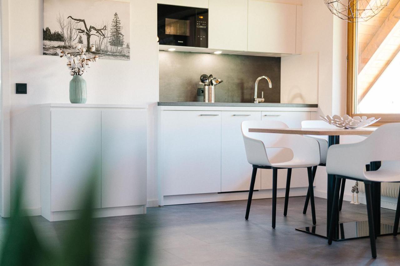 Moderne 2 Zi.-Fewo Blackforest Art Naehe Freiburg Simonswald Exterior foto